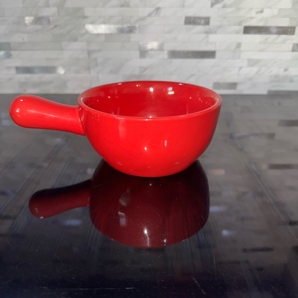 Brand new, Rae Dunn, Christmas bake wear, soup crock bowl with handle - Picture 2 of 4